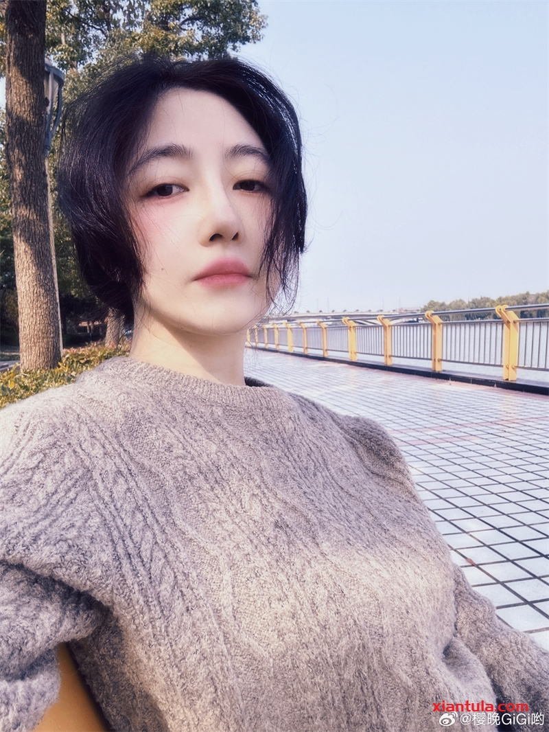 樱晚GiGi停播原因曝光，25组图片让粉丝不敢观看