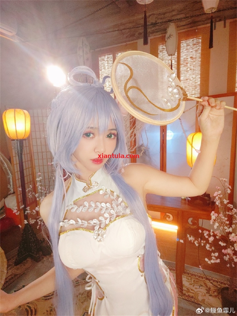 鳗鱼霏儿图片全部大放送，她的个人简介惹遐想