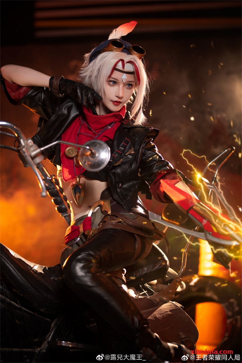 露儿大魔王图片大全100套，成就高颜值的女王