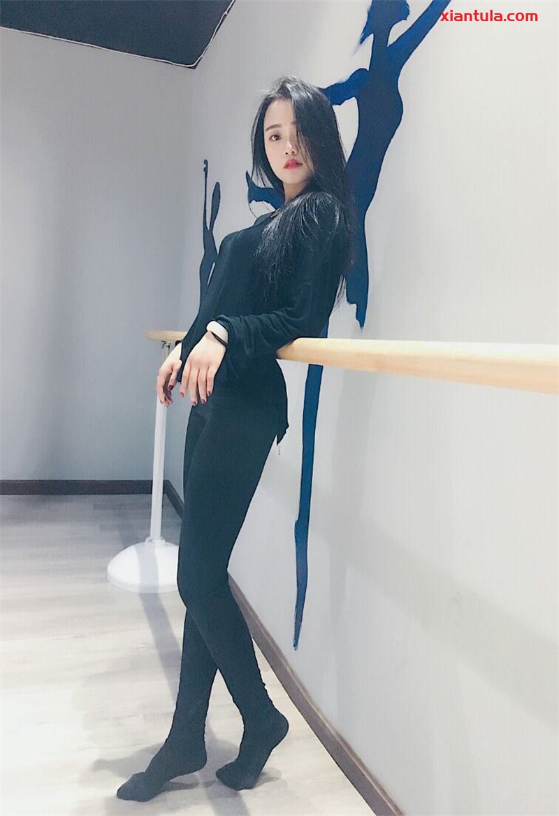 木花琳琳是勇者200套更新图片,大胆的风格让摄影师脸红 木花琳琳是勇者200套更新图片,大胆的风格让摄影师脸红