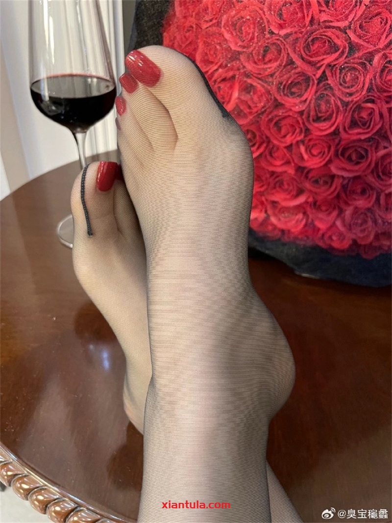 Chloe霏霏高跟鞋图片大全,脚模博主的极致分享 Chloe霏霏高跟鞋图片大全,脚模博主的极致分享