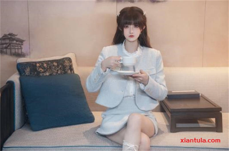 鹿八岁baby猎魔人剧情版，免费图片抢先看