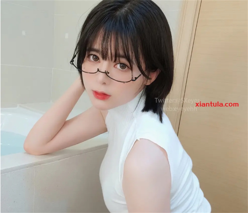 眼酱大魔王在线观看最新图片合集，共75套由你挑