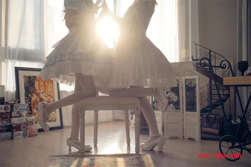 木花琳琳的模特之路：美丽与汗水的交织