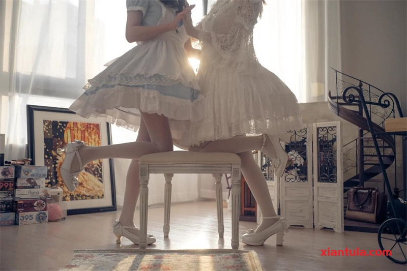 木花琳琳的模特之路：美丽与汗水的交织