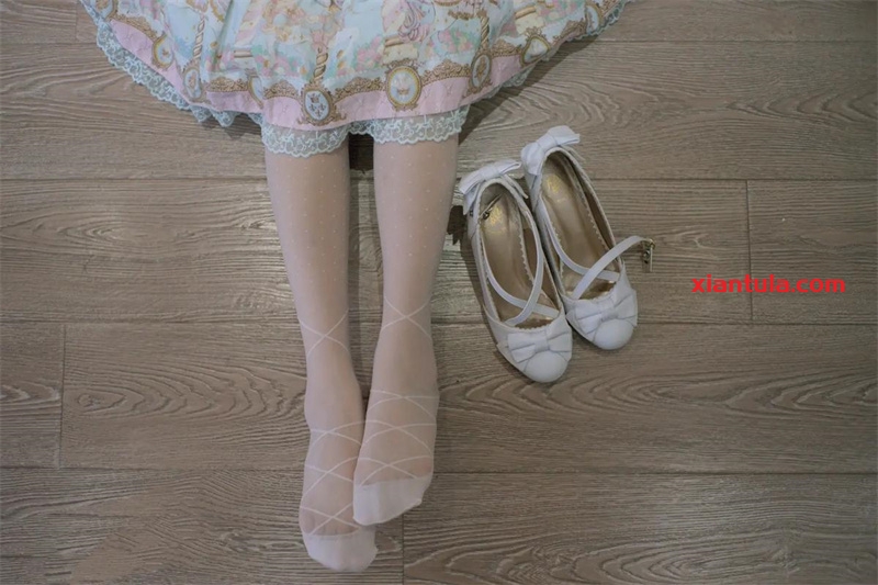 木花琳琳的模特之路：美丽与汗水的交织