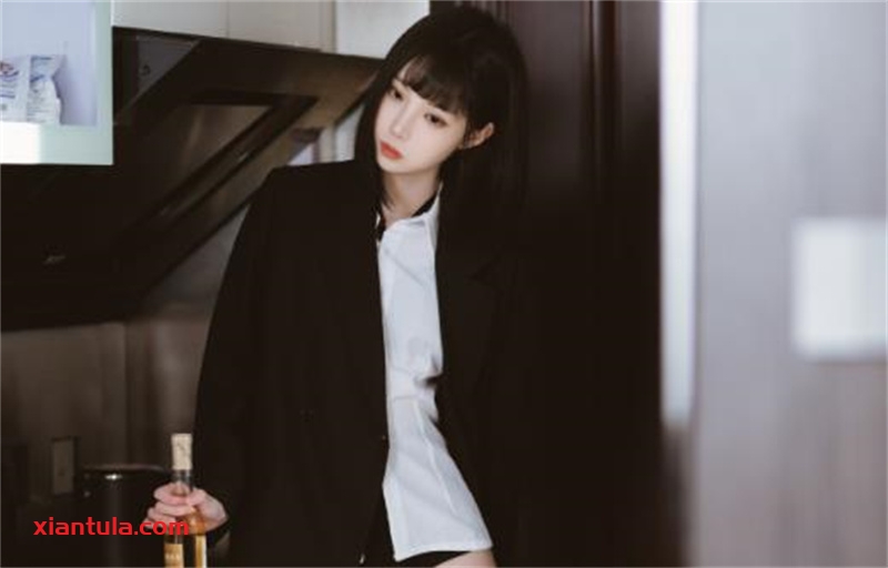 许岚LAN演绎泳装图集,让人美到窒息! 许岚LAN演绎泳装图集,让人美到窒息!