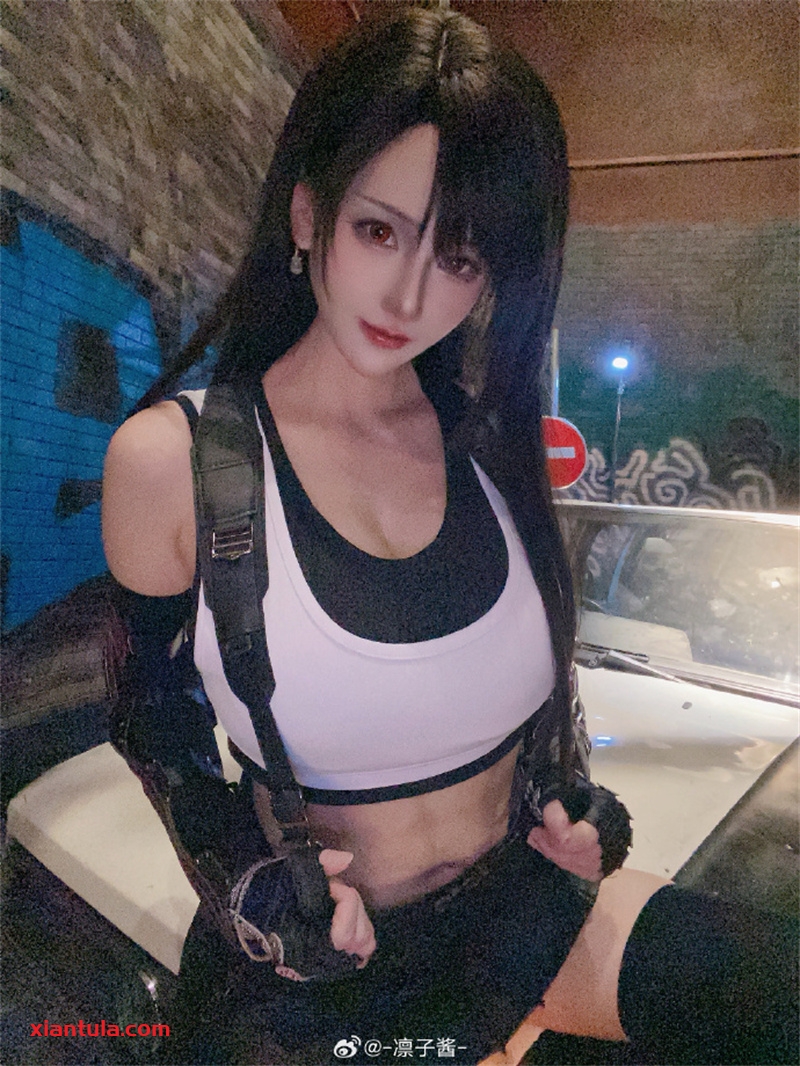 20岁凛子酱:她的图片更新速度让人又爱又恨! 20岁凛子酱:她的图片更新速度让人又爱又恨!