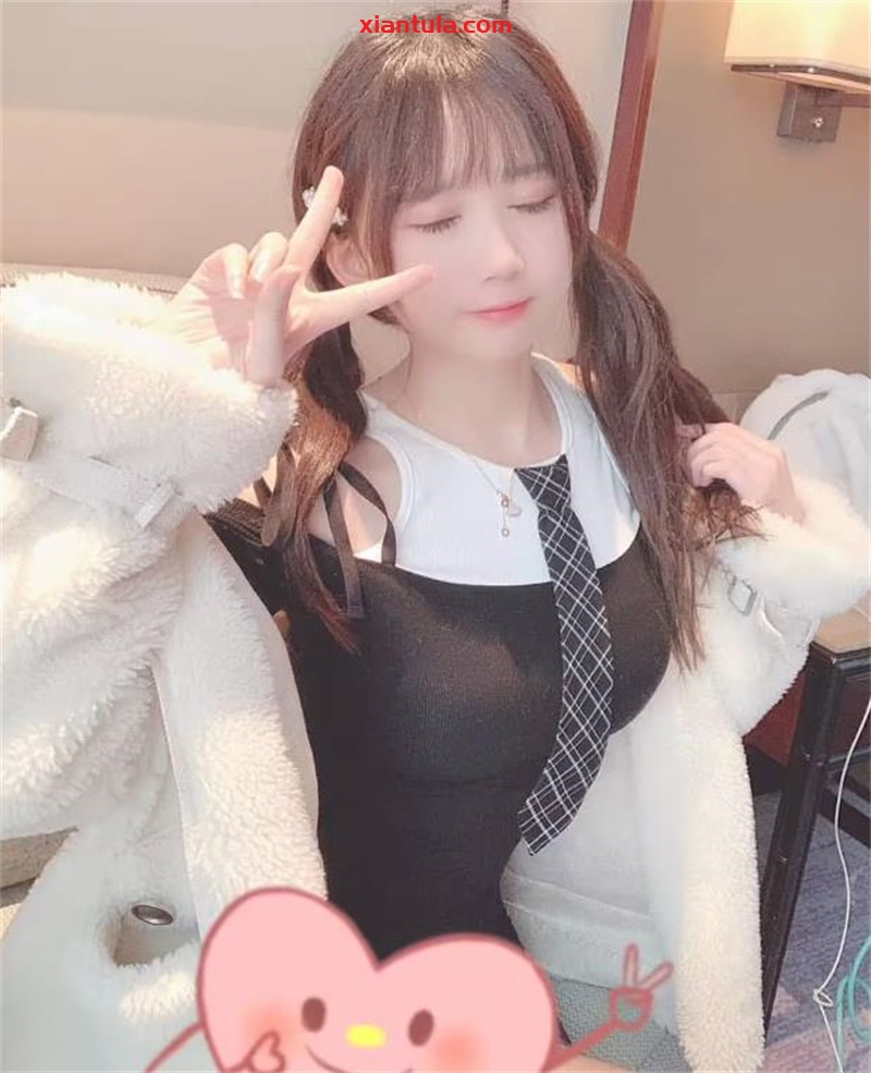 浅野菌子的经典图集角色演绎：从雅儿贝德到雷姆的惊艳之作