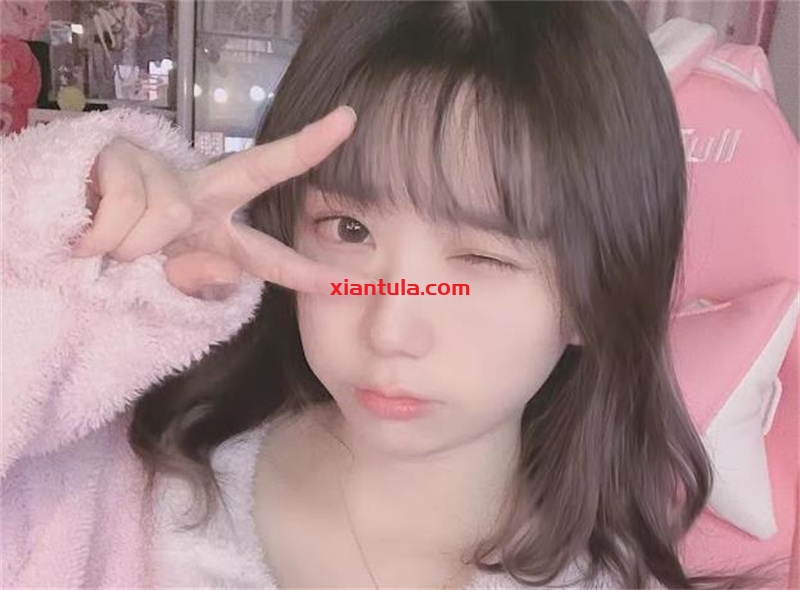 浅野菌子的经典图集角色演绎：从雅儿贝德到雷姆的惊艳之作