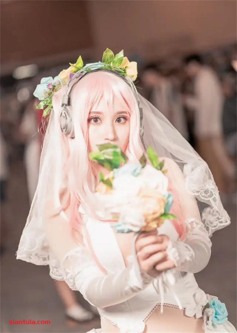 鹿野希：从普通女孩到COS界，索尼子花嫁等经典作品背后的故事