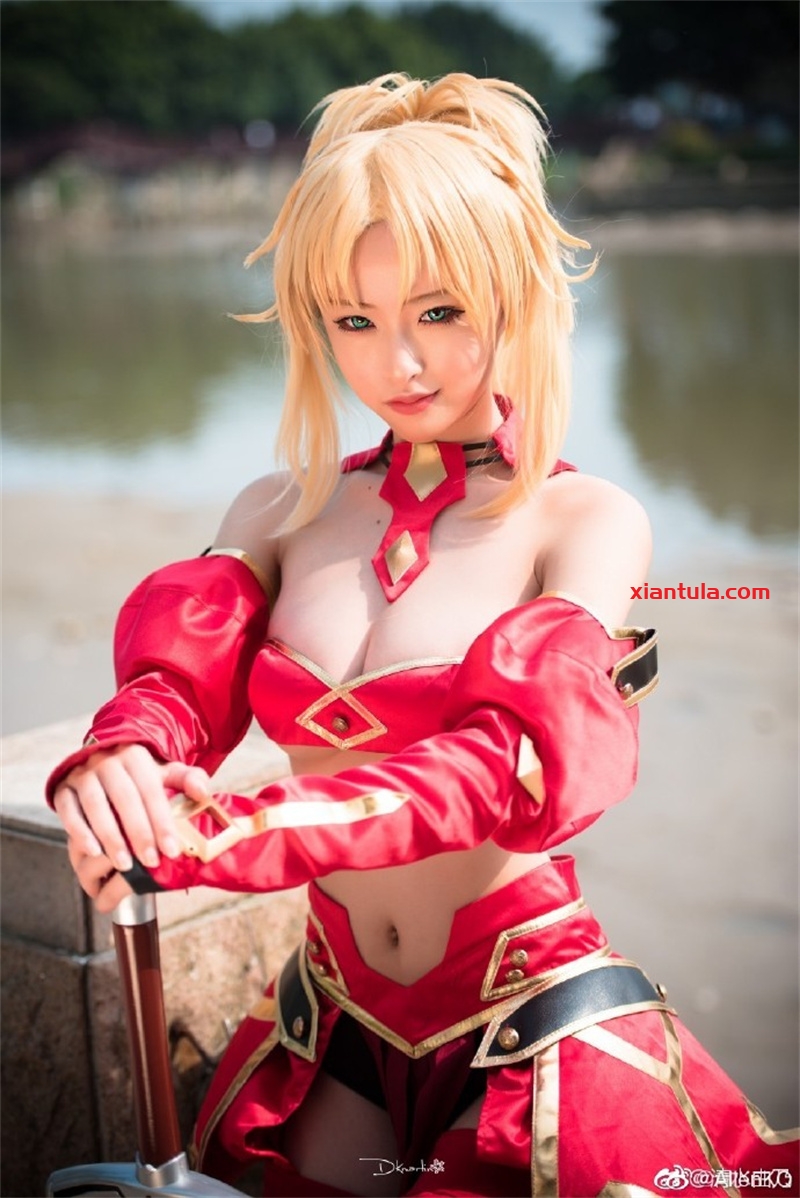 清水由乃的旗袍造型让全网直呼‘老婆’！这位广东妹子杀疯了！