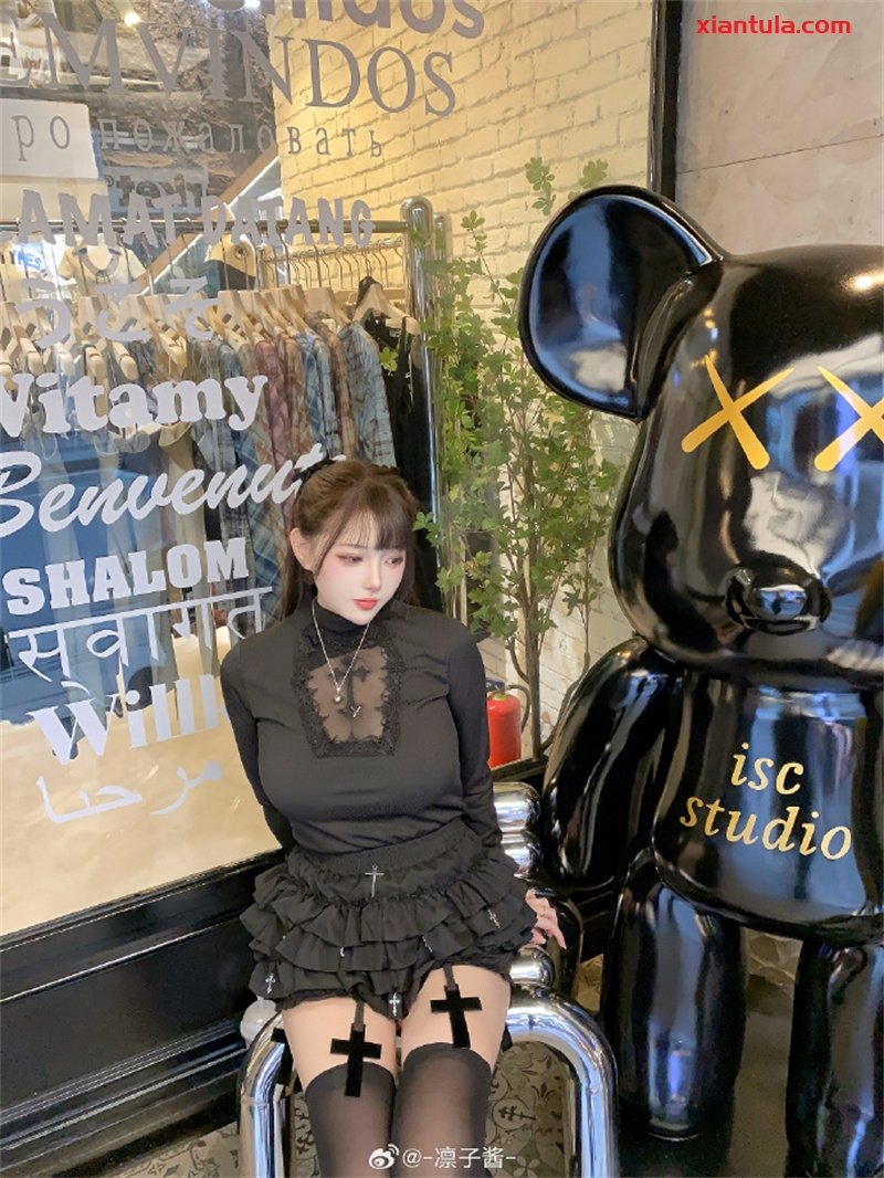 凛子酱：从广东萌妹到二次元顶流，她的《吉他妹妹》为何让人疯狂？