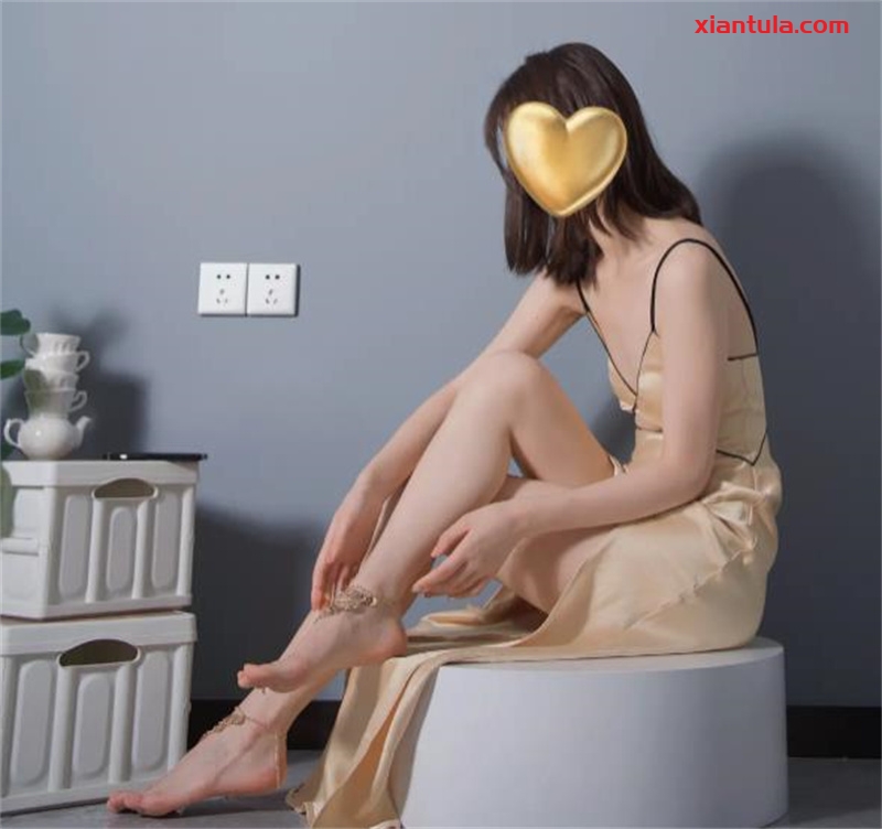 禅院熏百变造型大公开!从女仆到电竞女神,这颜值太犯规了! 禅院熏百变造型大公开!从女仆到电竞女神,这颜值太犯规了!