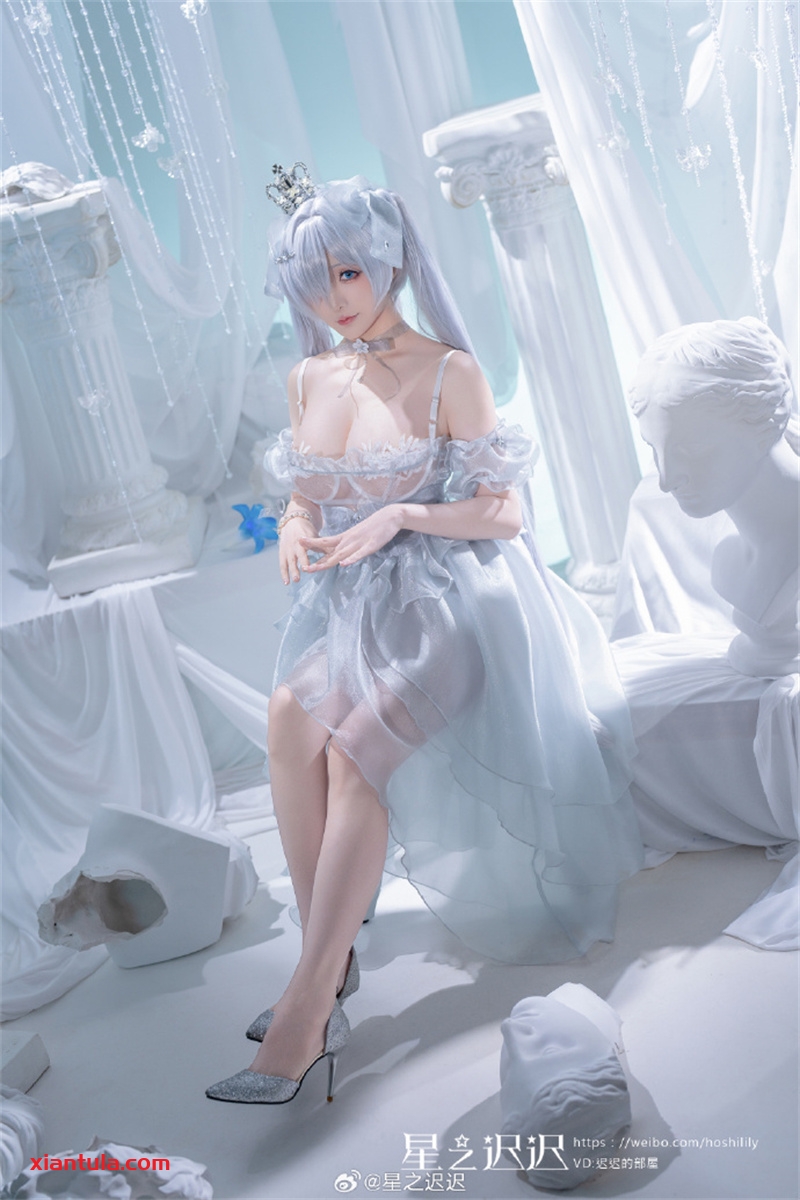 星之迟迟：靠200+套神还原杀疯二次元圈，连睫毛都要和动漫角色1:1